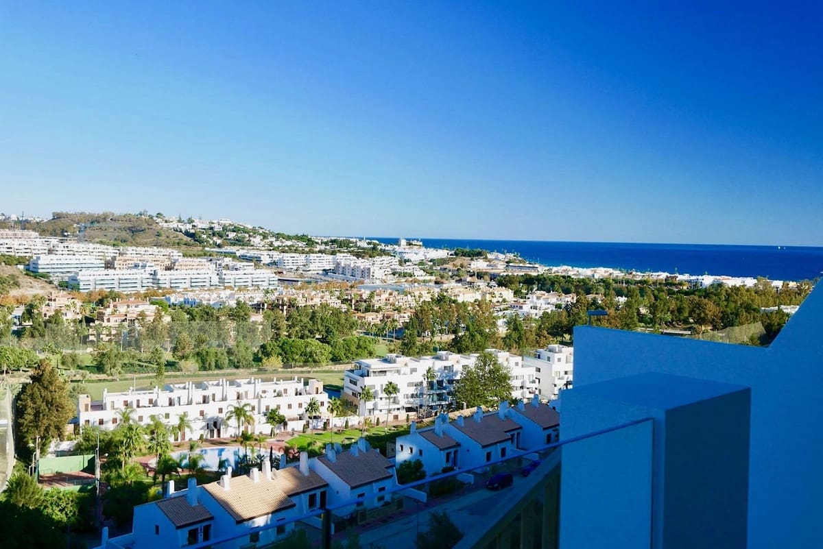 3 soveværelse Lejlighed til salg i La Cala de Mijas - € 449.000 (Ref: 7972041)
