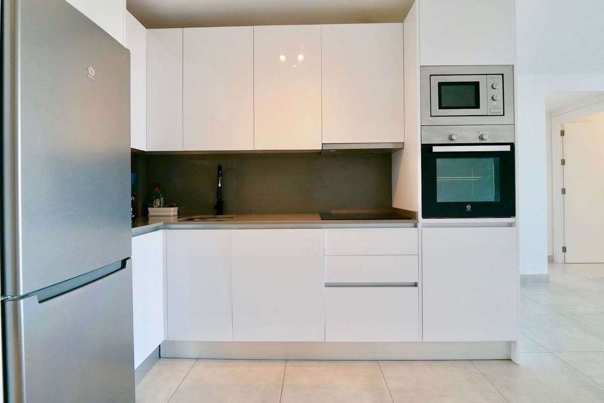 3 soveværelse Lejlighed til salg i La Cala de Mijas - € 449.000 (Ref: 7972041)
