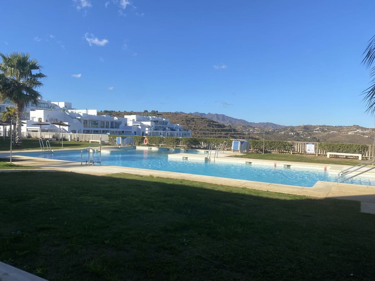 3 soveværelse Lejlighed til salg i La Cala de Mijas - € 449.000 (Ref: 7972041)