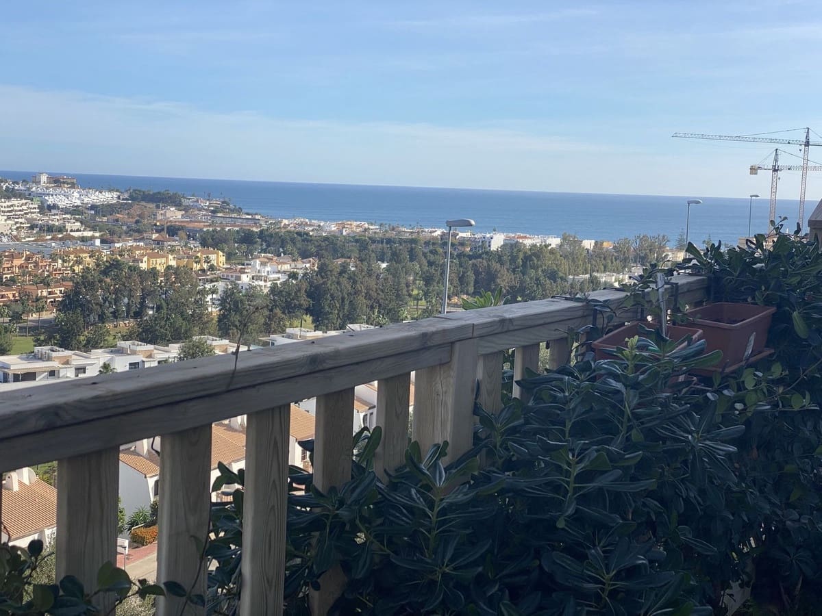 3 soveværelse Lejlighed til salg i La Cala de Mijas - € 449.000 (Ref: 7972041)
