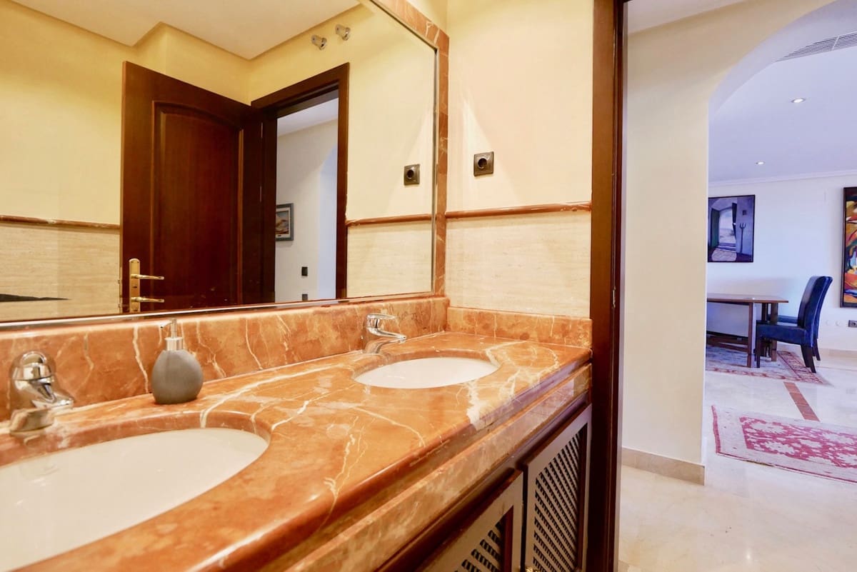 3 sypialnia Penthouse na sprzedaż w La Mairena - 635 000 € (Ref: 8222112)