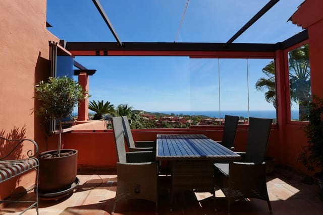3 bedroom Penthouse for sale in La Mairena, Ojen - € 635,000 (Ref: 8222112)