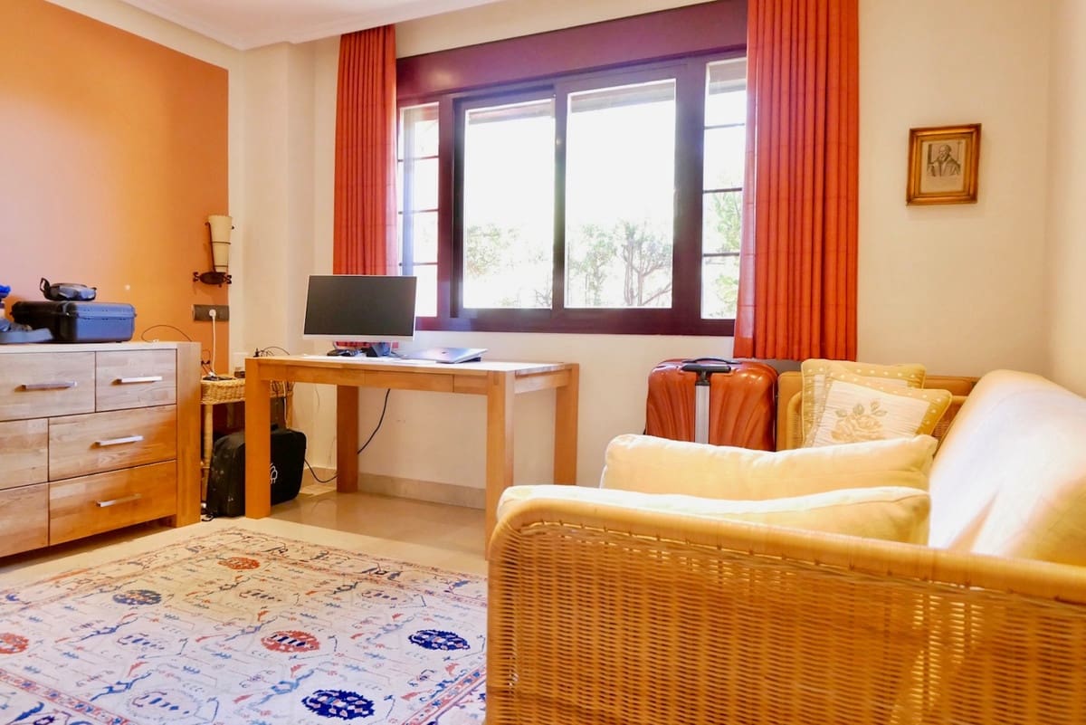 3 sypialnia Penthouse na sprzedaż w La Mairena - 635 000 € (Ref: 8222112)