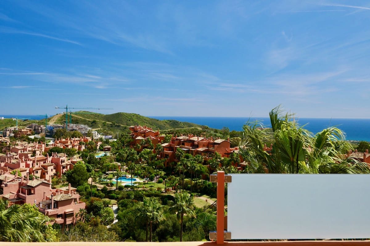 3 makuuhuone Kattohuoneisto myytävänä paikassa La Mairena - 635 000 € (Ref: 8222112)