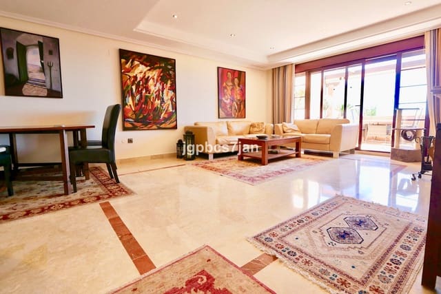 3 Zimmer Penthouse zu verkaufen in La Mairena, Ojen mit Pool - 635.000 € (Ref: 8222112)
