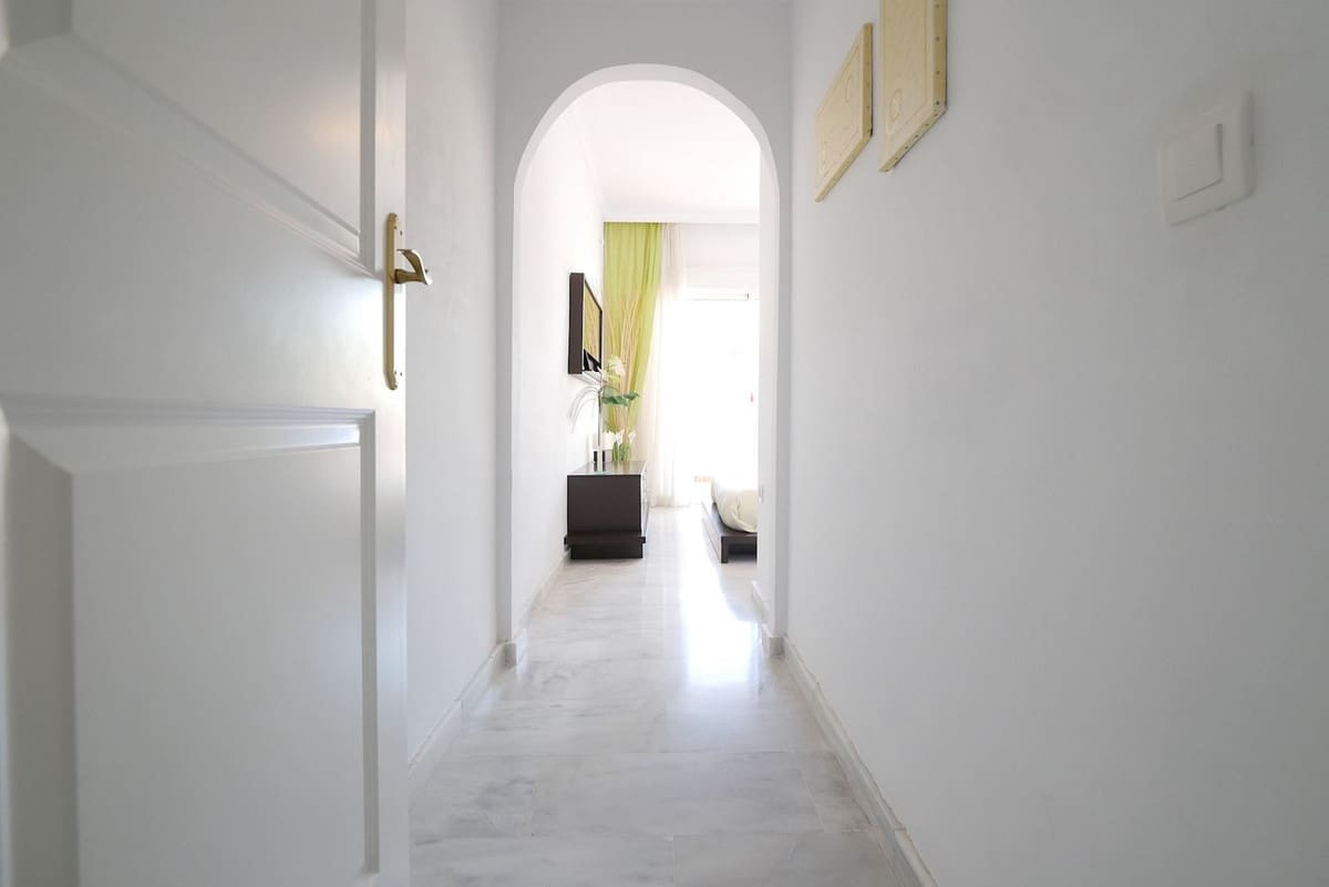 3 chambre Appartement à vendre à Calahonda avec piscine - 340 000 € (Ref: 8250942)