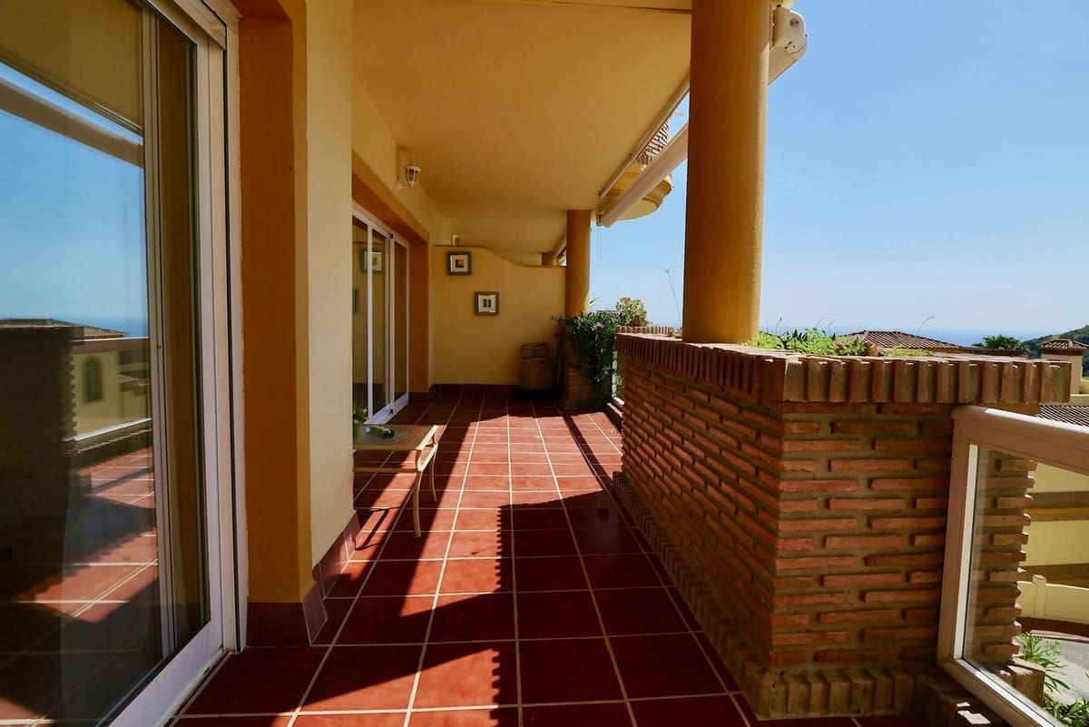 3 chambre Appartement à vendre à Calahonda avec piscine - 340 000 € (Ref: 8250942)