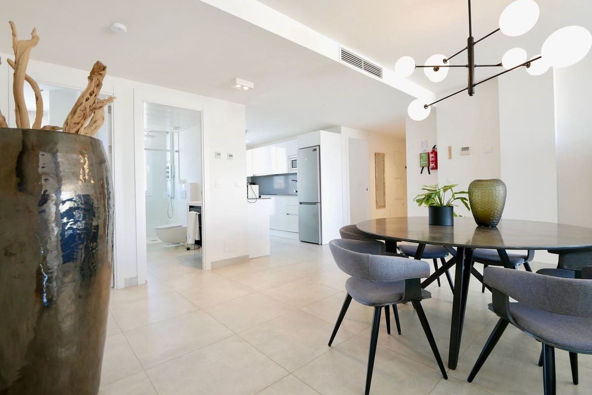 Apartamento de 3 habitaciones en La Cala de Mijas en venta con piscina garaje - 660.000 € (Ref: 8306805)