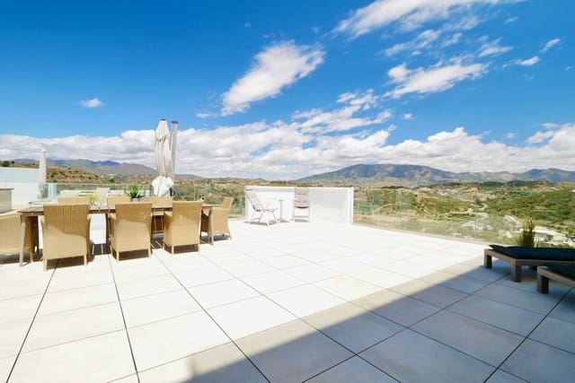 3 sypialnia Apartament na sprzedaż w La Cala de Mijas, Mijas z basenem garażem - 660 000 € (Ref: 8306805)