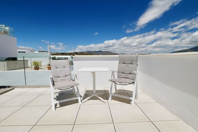 3 sypialnia Apartament na sprzedaż w La Cala de Mijas, Mijas z basenem garażem - 660 000 € (Ref: 8306805)
