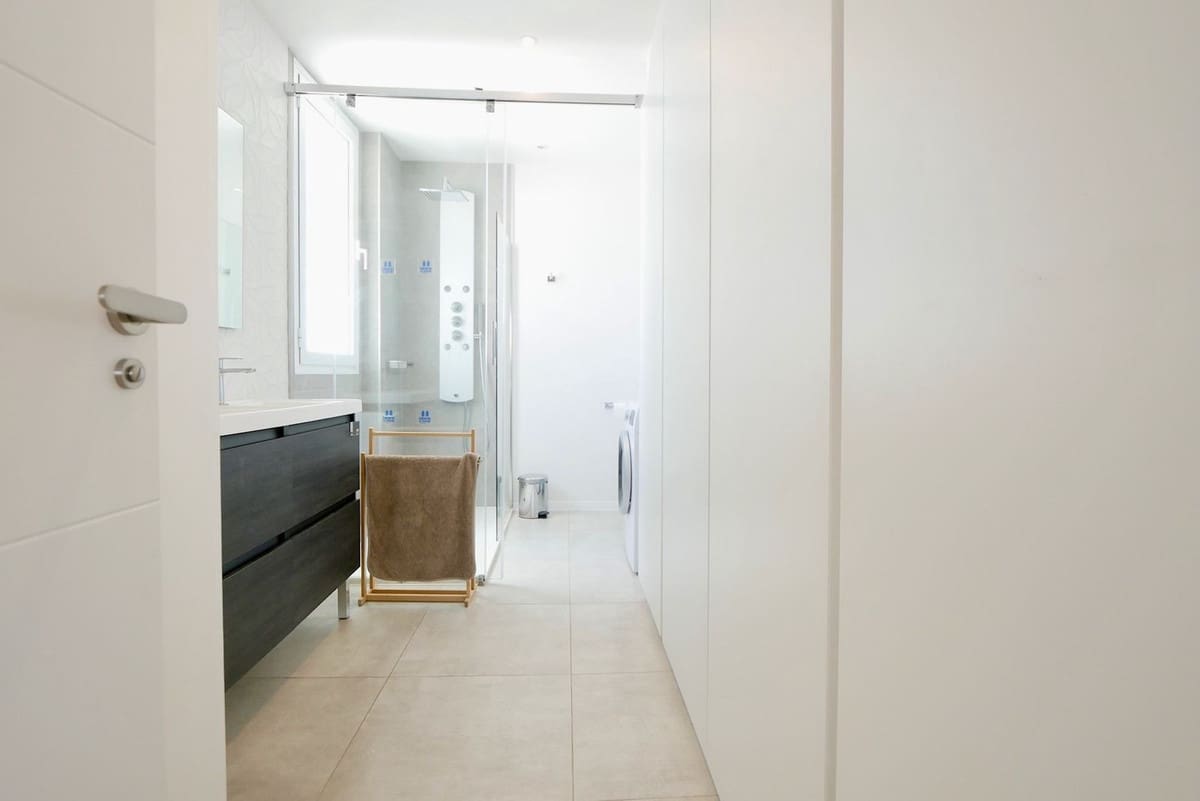 3 sypialnia Apartament na sprzedaż w La Cala de Mijas z basenem garażem - 660 000 € (Ref: 8306805)