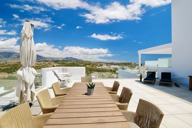 3 sypialnia Apartament na sprzedaż w La Cala de Mijas, Mijas z basenem garażem - 660 000 € (Ref: 8306805)