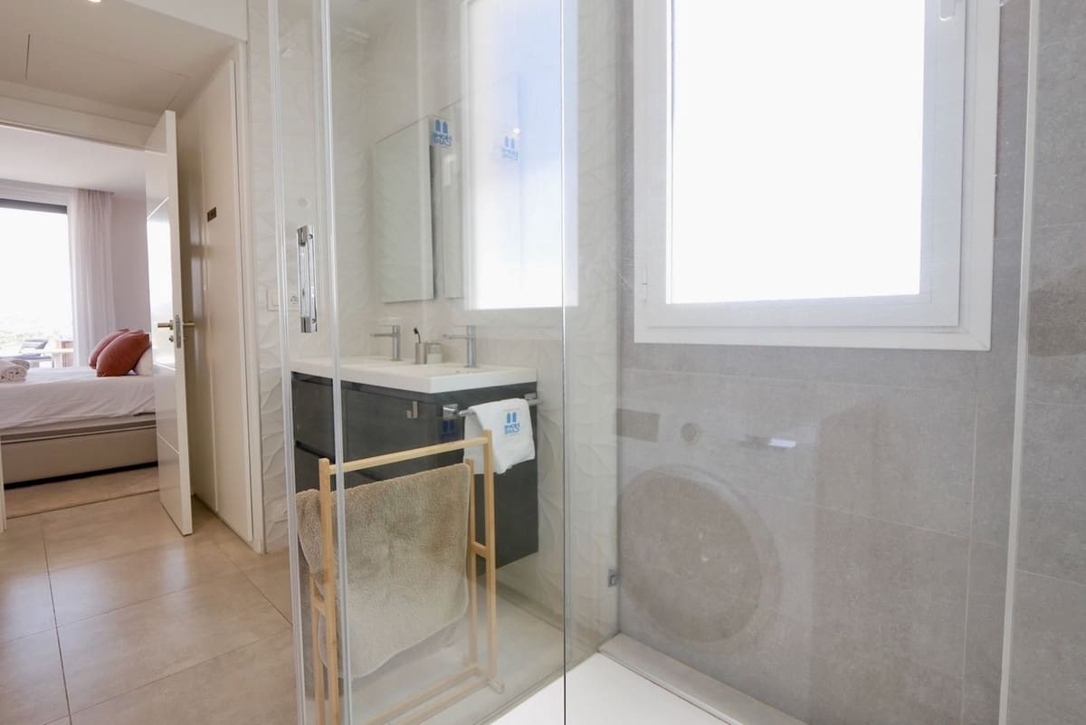 3 sypialnia Apartament na sprzedaż w La Cala de Mijas z basenem garażem - 660 000 € (Ref: 8306805)
