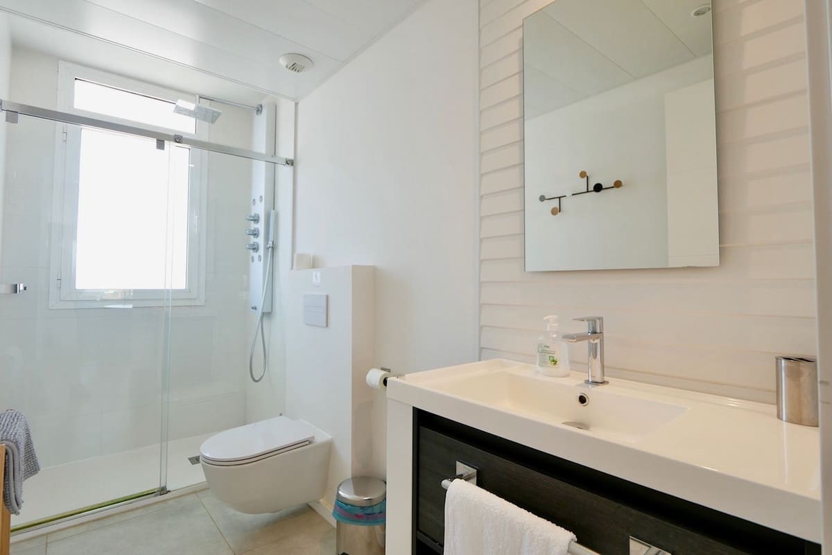 3 sypialnia Apartament na sprzedaż w La Cala de Mijas z basenem garażem - 660 000 € (Ref: 8306805)