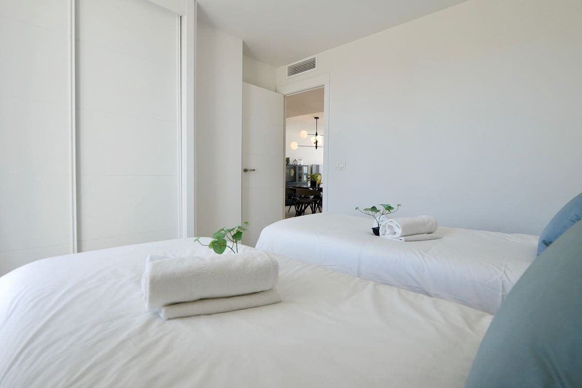 3 sypialnia Apartament na sprzedaż w La Cala de Mijas z basenem garażem - 660 000 € (Ref: 8306805)