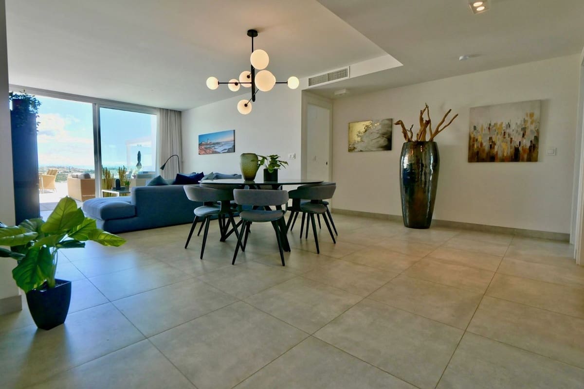 3 sypialnia Apartament na sprzedaż w La Cala de Mijas z basenem garażem - 660 000 € (Ref: 8306805)