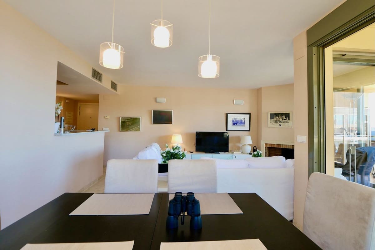 2 bedroom Apartment for sale in Calahonda with pool garage - € 329,000 (Ref: 8397136)