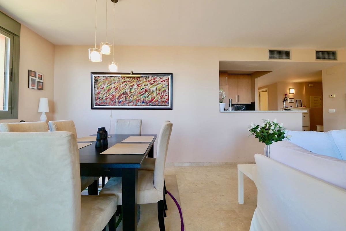 2 bedroom Apartment for sale in Calahonda with pool garage - € 329,000 (Ref: 8397136)