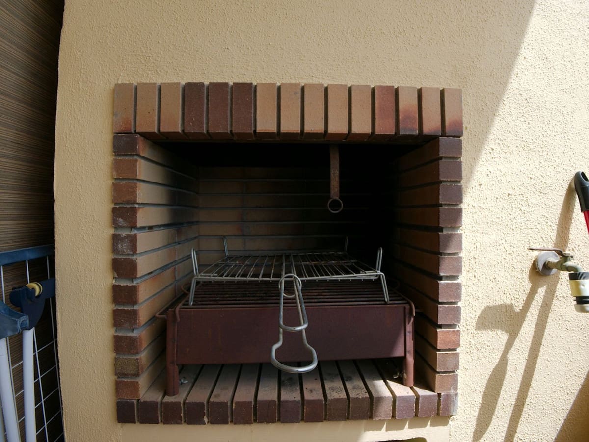 2 bedroom Apartment for sale in Calahonda with pool garage - € 329,000 (Ref: 8397136)