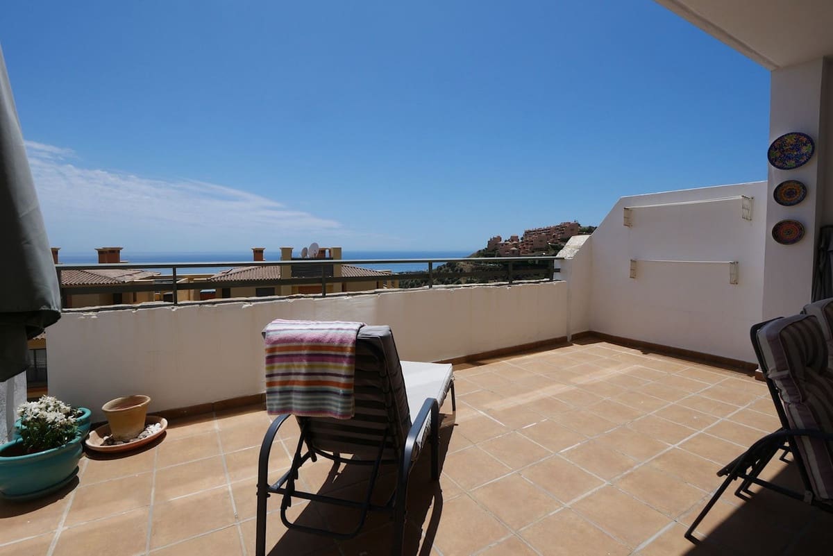 Apartamento de 3 habitaciones en Calahonda en venta con piscina garaje - 350.000 € (Ref: 8402302)