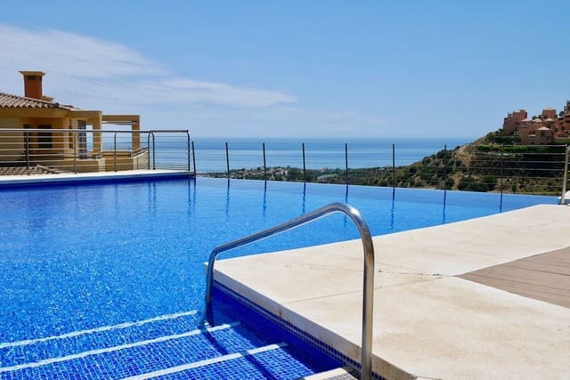 3 Zimmer Apartment zu verkaufen in Calahonda, Mijas mit Pool Garage - 350.000 € (Ref: 8402302)
