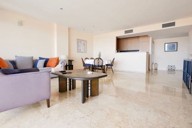 3 Zimmer Apartment zu verkaufen in Calahonda, Mijas mit Pool Garage - 350.000 € (Ref: 8402302)