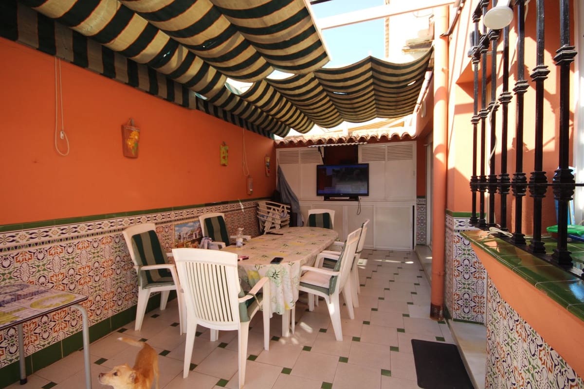 6 soveværelse Semi-Rækkehus til salg i La Cala de Mijas med garage - € 795.000 (Ref: 8459166)
