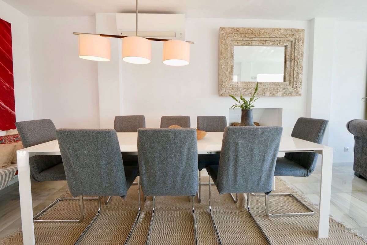 3 bedroom Semi-detached Villa for sale in Nueva Andalucia with pool garage - € 649,000 (Ref: 8481634)