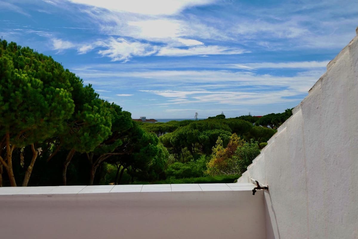 3 bedroom Townhouse for sale in Calahonda with pool garage - € 489,000 (Ref: 8566085)