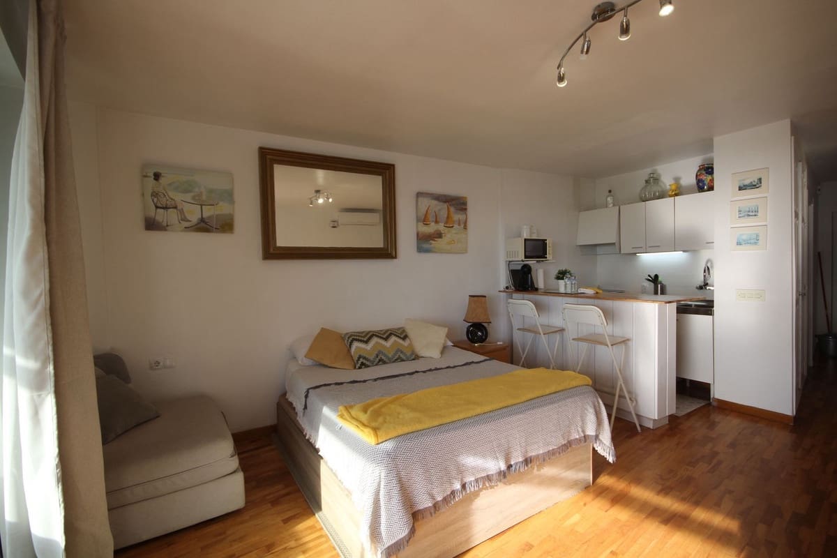 Apartment for sale in Calahonda - € 295,000 (Ref: 8577429)