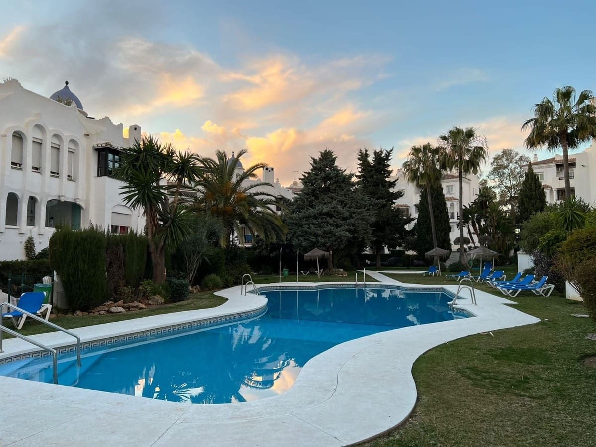 2 chambre Appartement à vendre à Calahonda avec piscine garage - 349 000 € (Ref: 8577974)