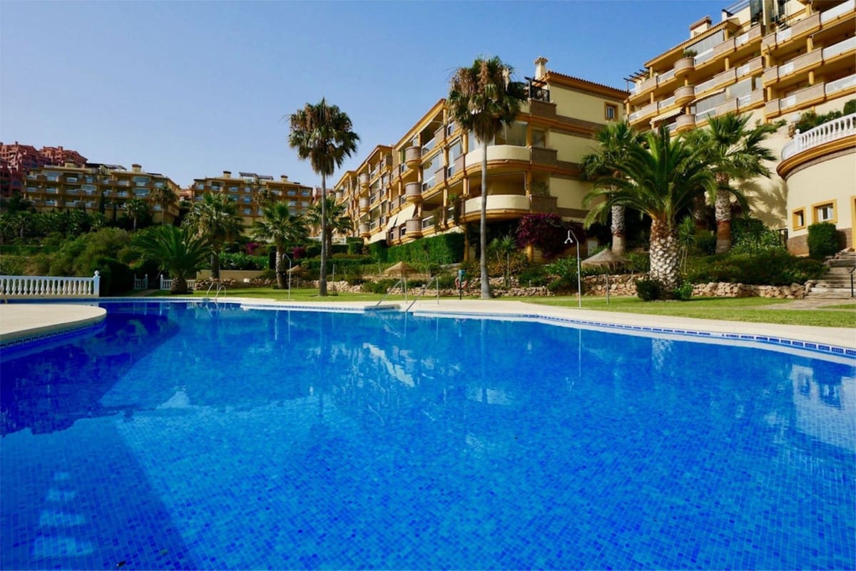 3 soveværelse Lejlighed til salg i Calahonda med swimmingpool - € 355.000 (Ref: 8585059)