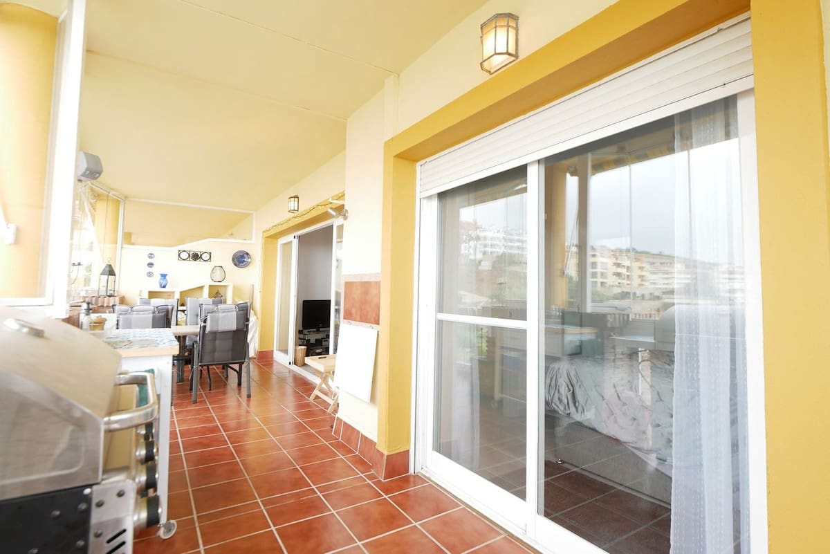 3 soveværelse Lejlighed til salg i Calahonda med swimmingpool - € 355.000 (Ref: 8585059)