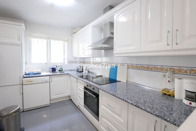 3 makuuhuone Huoneisto myytävänä paikassa Calahonda, Mijas mukana uima-altaan - 355 000 € (Ref: 8585059)
