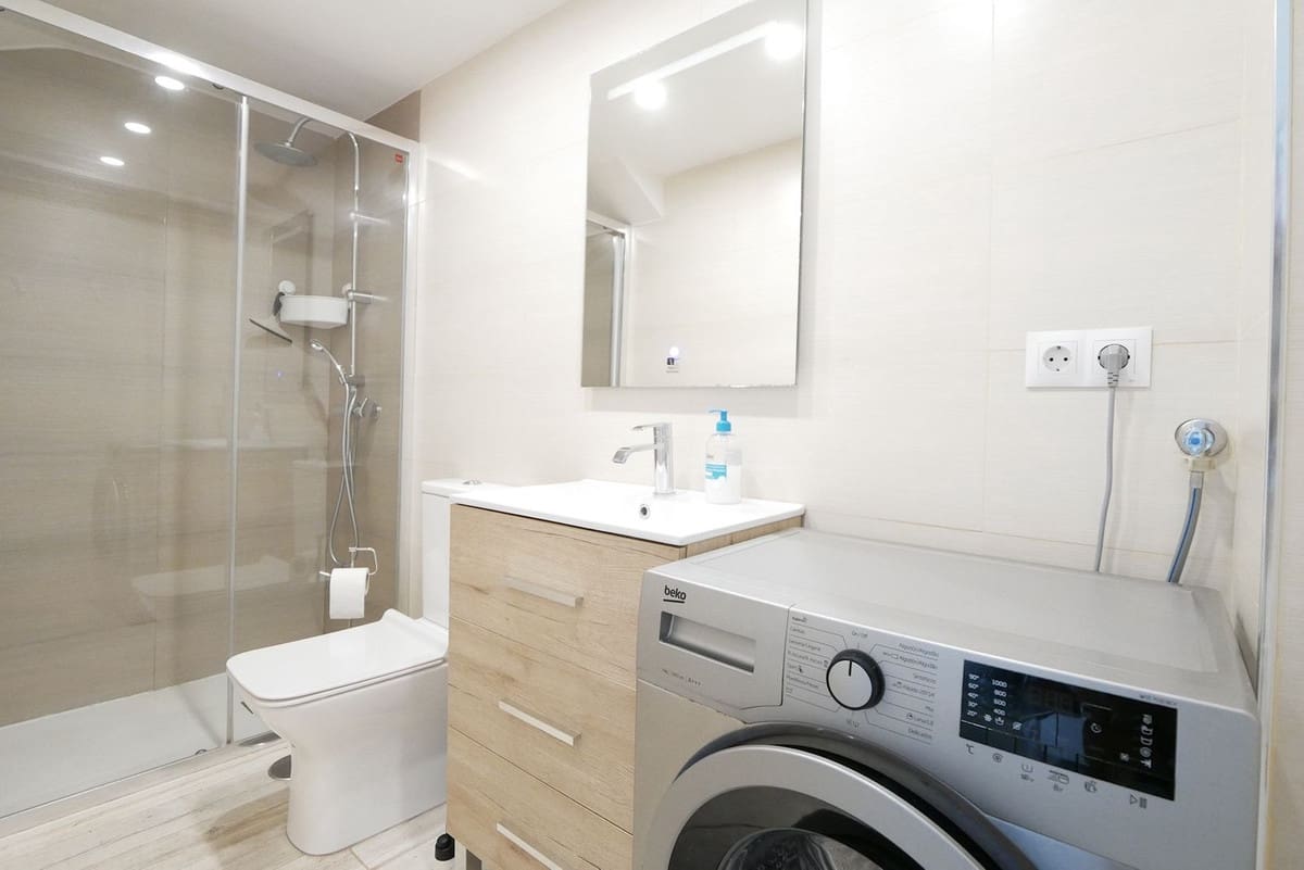 3 sypialnia Apartament na sprzedaż w Cabopino z basenem garażem - 925 000 € (Ref: 8589901)