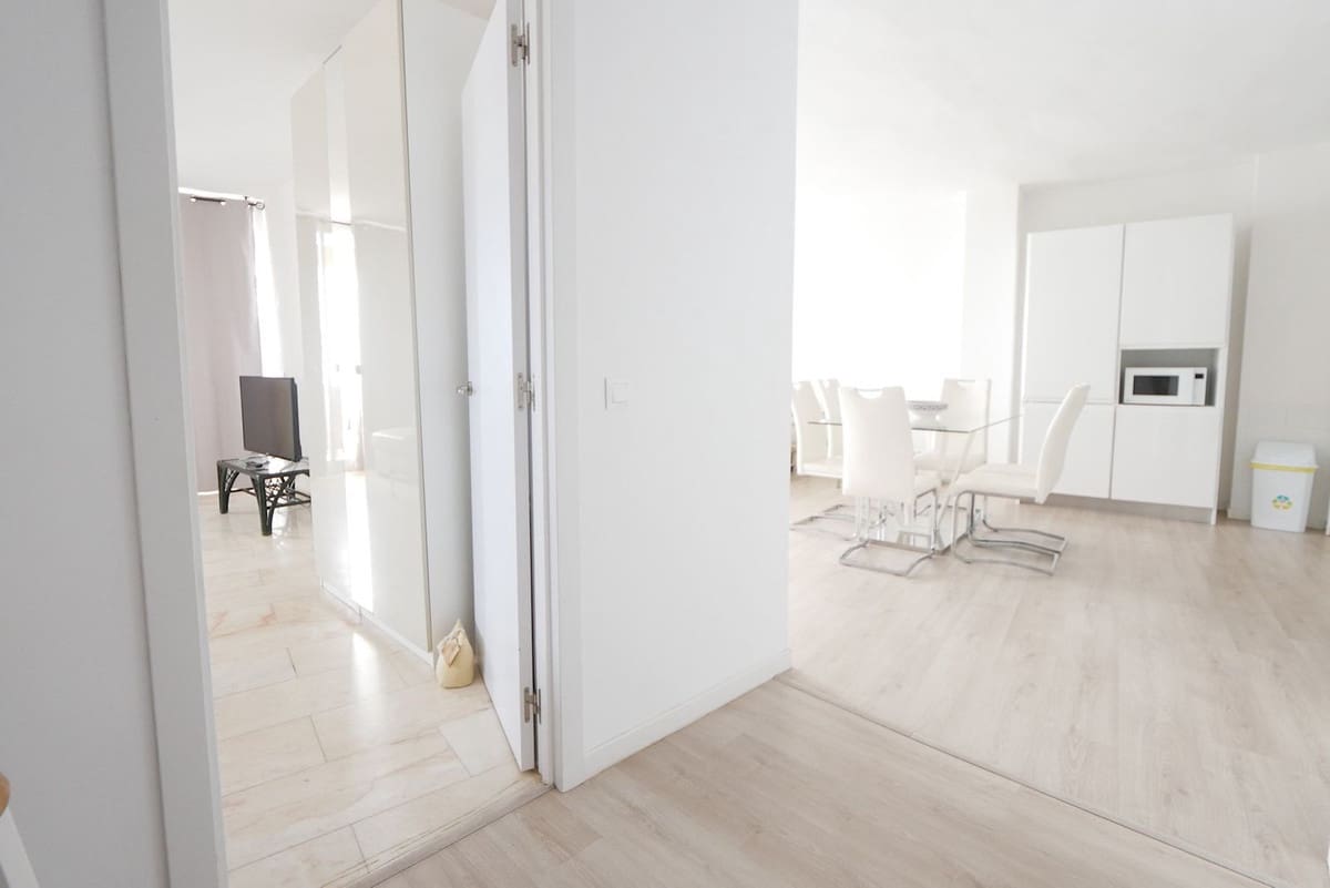 3 sovrum Lägenhet till salu i Cabopino med pool garage - 925 000 € (Ref: 8589901)