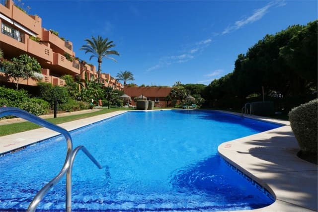 2 slaapkamer Appartement te koop in Cabopino, Marbella met zwembad garage - € 399.900 (Ref: 8598370)