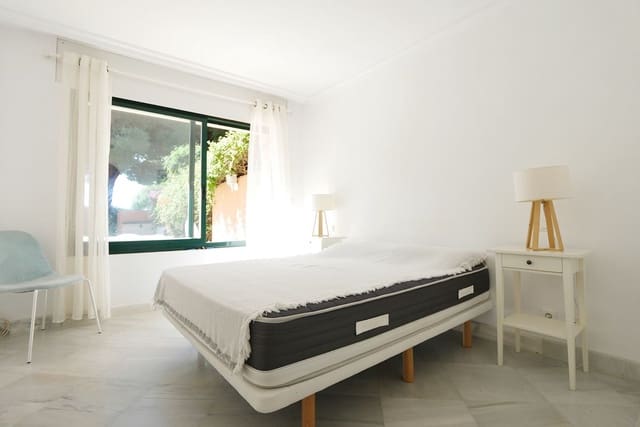 2 slaapkamer Appartement te koop in Cabopino, Marbella met zwembad garage - € 399.900 (Ref: 8598370)