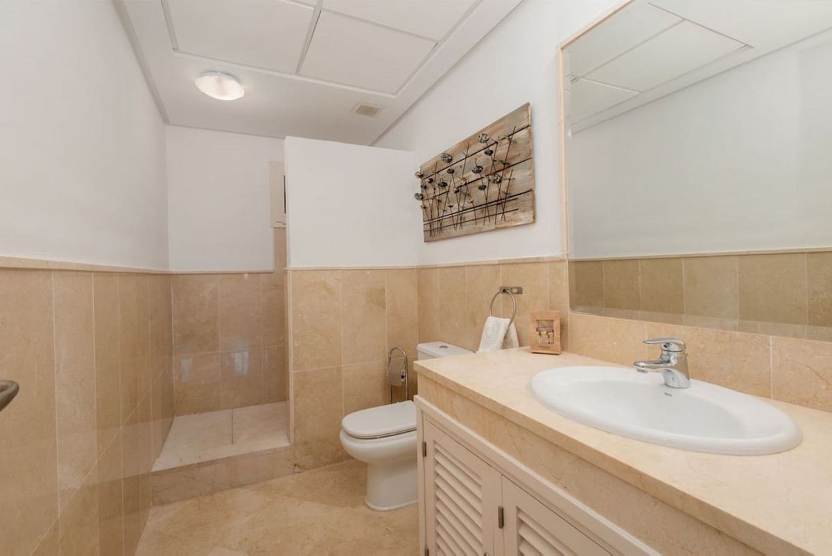 2 Zimmer Apartment zu verkaufen in La Mairena mit Pool Garage - 332.000 € (Ref: 8649155)