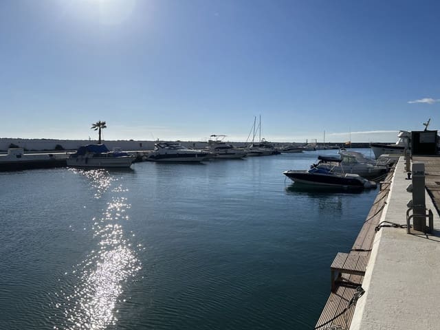 1 soverom Leilighet til salgs i Cabopino, Marbella med svømmebasseng - € 495 000 (Ref: 8723384)