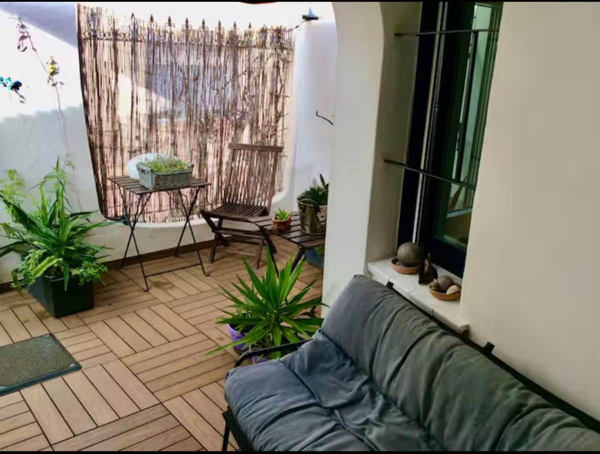 1 bedroom Apartment for sale in Cabopino with pool - € 495,000 (Ref: 8723384)