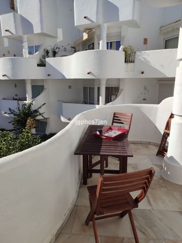 2 bedroom Apartment for sale in Calahonda, Mijas with pool - € 375,000 (Ref: 8728766)