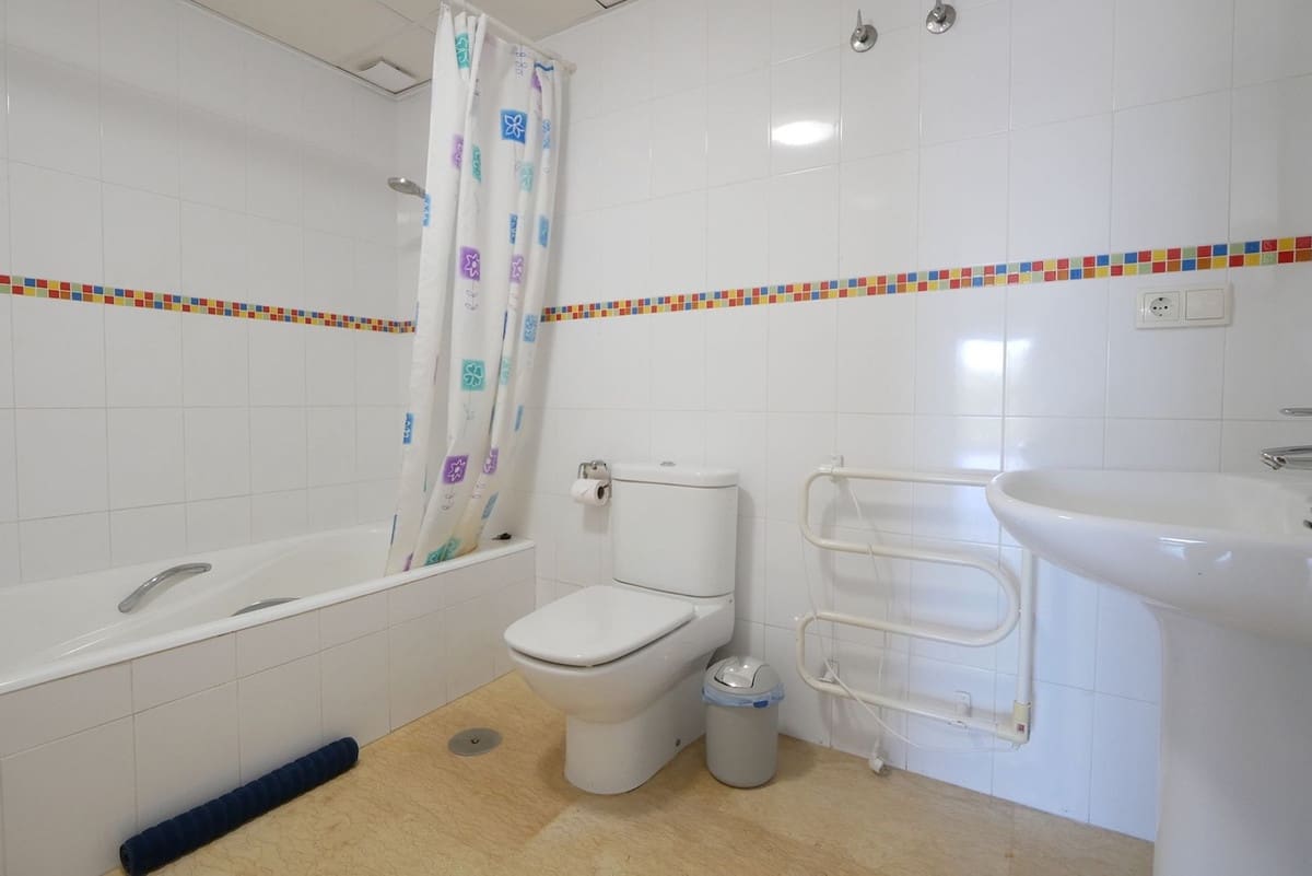 6 soveværelse Villa til salg i La Cala de Mijas med swimmingpool garage - € 1.149.000 (Ref: 8742434)