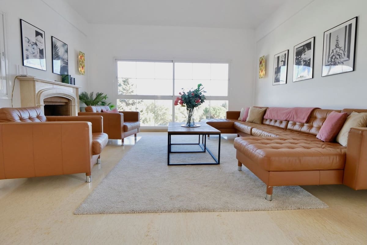 6 bedroom Villa for sale in La Cala de Mijas with pool garage - € 1,149,000 (Ref: 8742434)