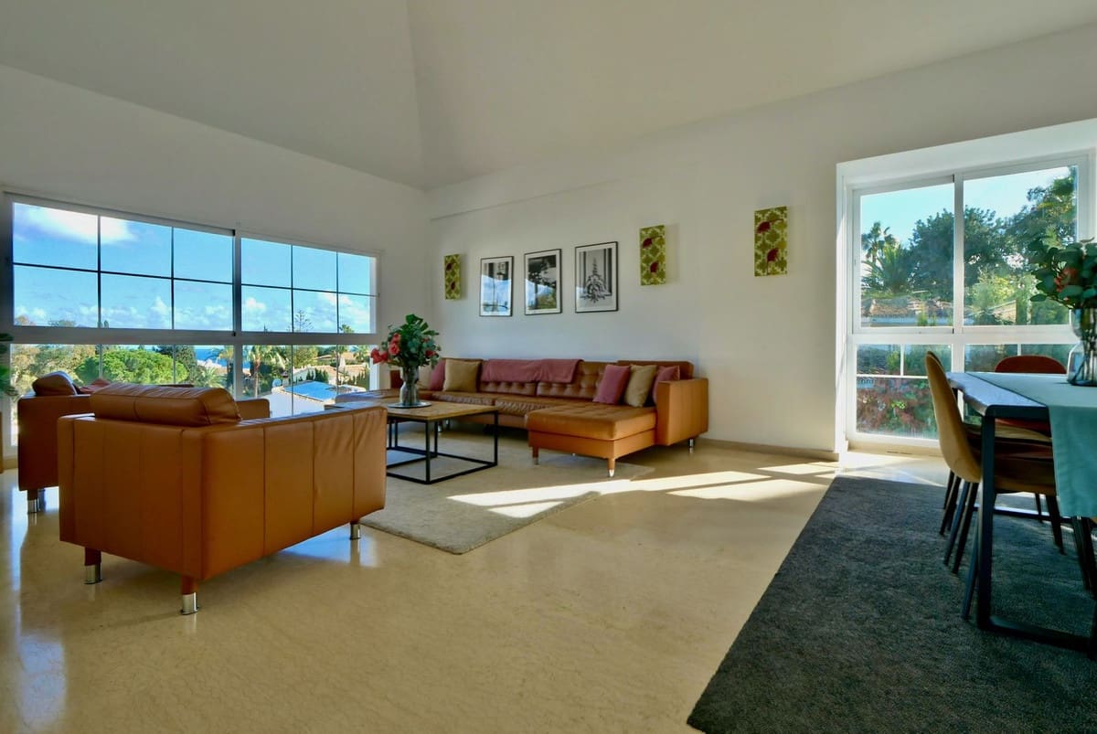 6 sovrum Villa till salu i La Cala de Mijas med pool garage - 1 149 000 € (Ref: 8742434)