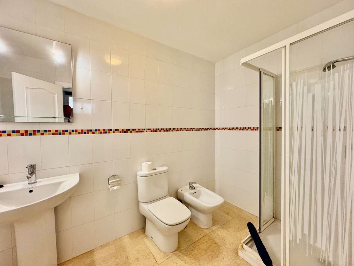 6 sovrum Villa till salu i La Cala de Mijas med pool garage - 1 149 000 € (Ref: 8742434)