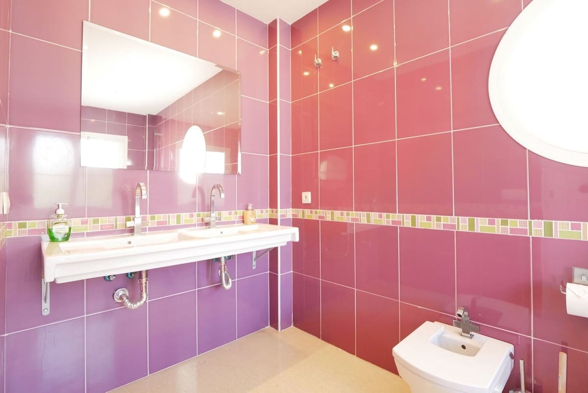 6 sovrum Villa till salu i La Cala de Mijas med pool garage - 1 149 000 € (Ref: 8742434)