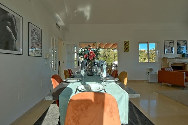 6 sypialnia Willa na sprzedaż w La Cala de Mijas, Mijas z basenem garażem - 1 149 000 € (Ref: 8742434)