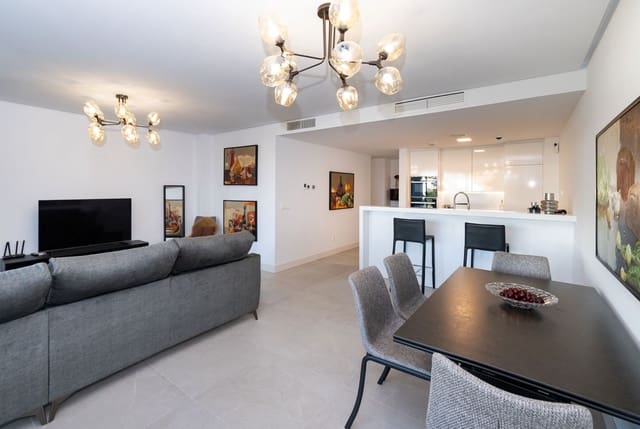 3 makuuhuone Huoneisto myytävänä paikassa Cabopino, Marbella mukana uima-altaan 
autotalli - 1 250 000 € (Ref: 8766113)