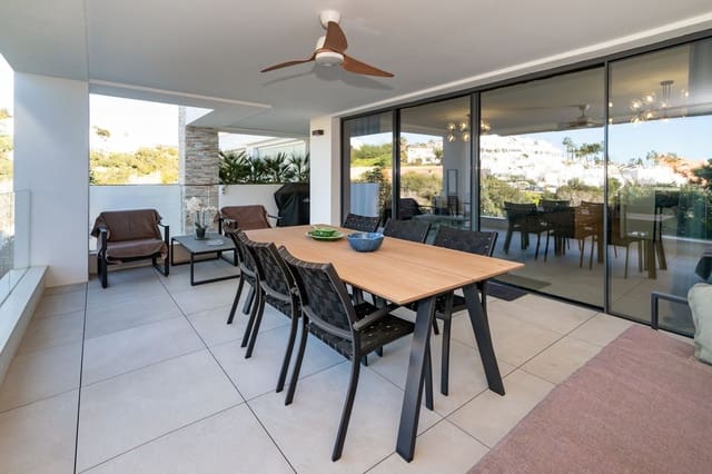 3 slaapkamer Appartement te koop in Cabopino, Marbella met zwembad garage - € 1.250.000 (Ref: 8766113)